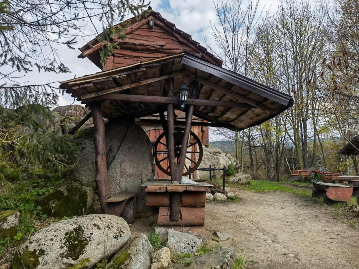 Osrodek Wypoczynkowy Nad Wodospadem Przesieka Esterno foto