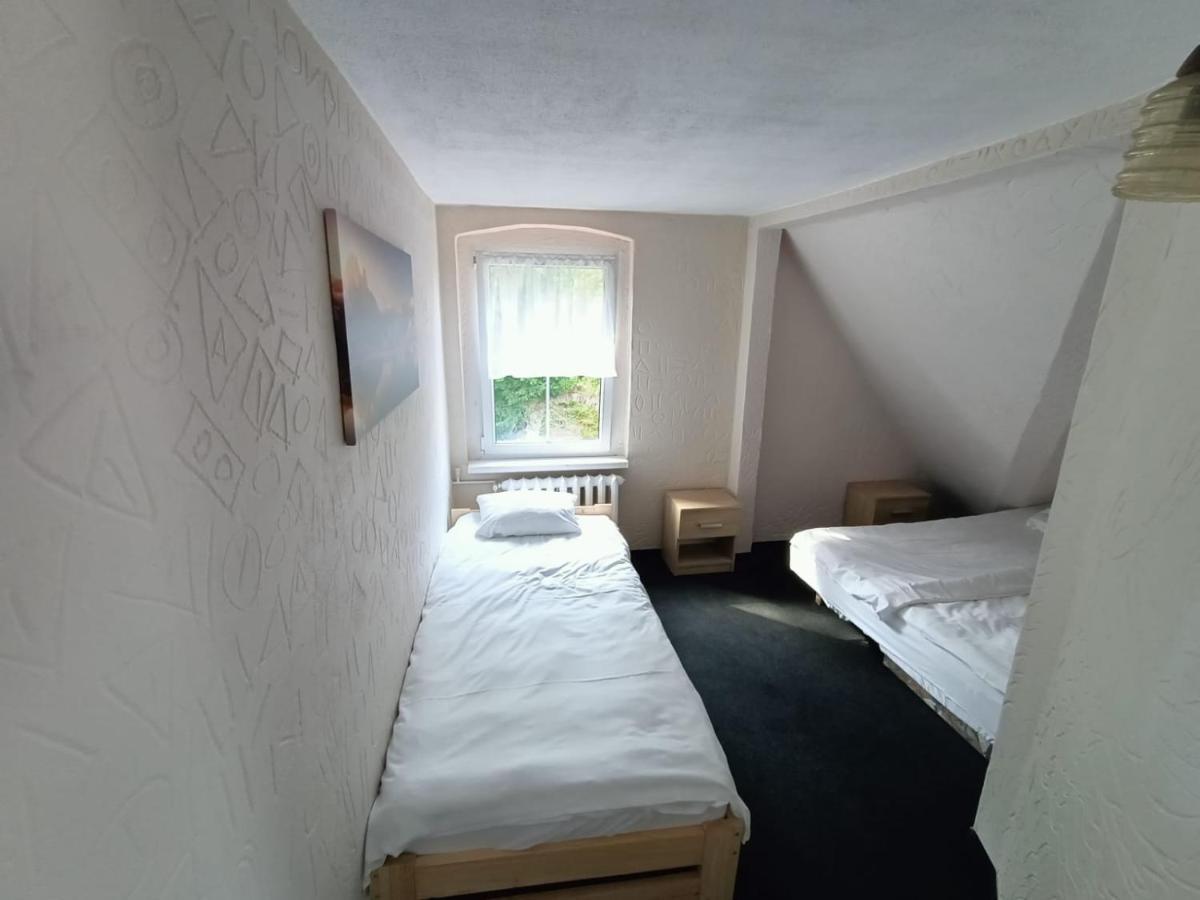 Osrodek Wypoczynkowy Nad Wodospadem Przesieka Esterno foto