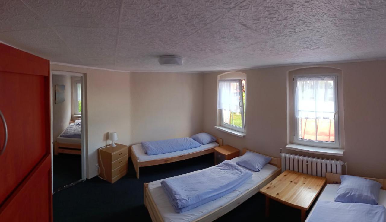 Osrodek Wypoczynkowy Nad Wodospadem Przesieka Esterno foto